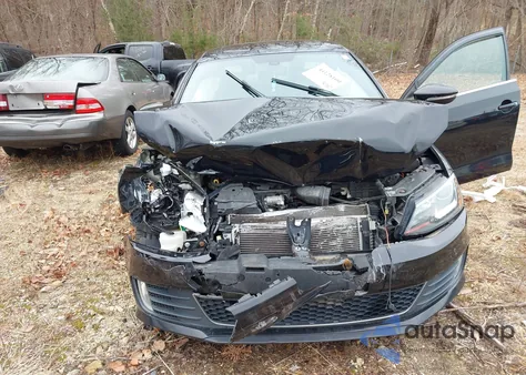 2015 Volkswagen Jetta Gli z USA, uszkodzony, nr VIN 3VW4T7AJ5FM402530